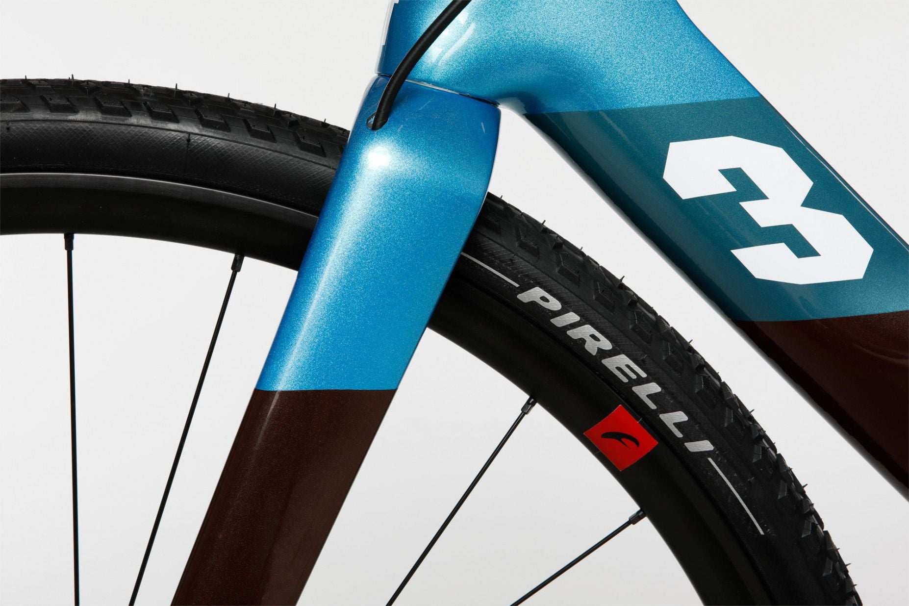 Gravel Bike 3T Exploro Race Torno Sram Force eTap AXS 12V 700 mm Bleu Marron