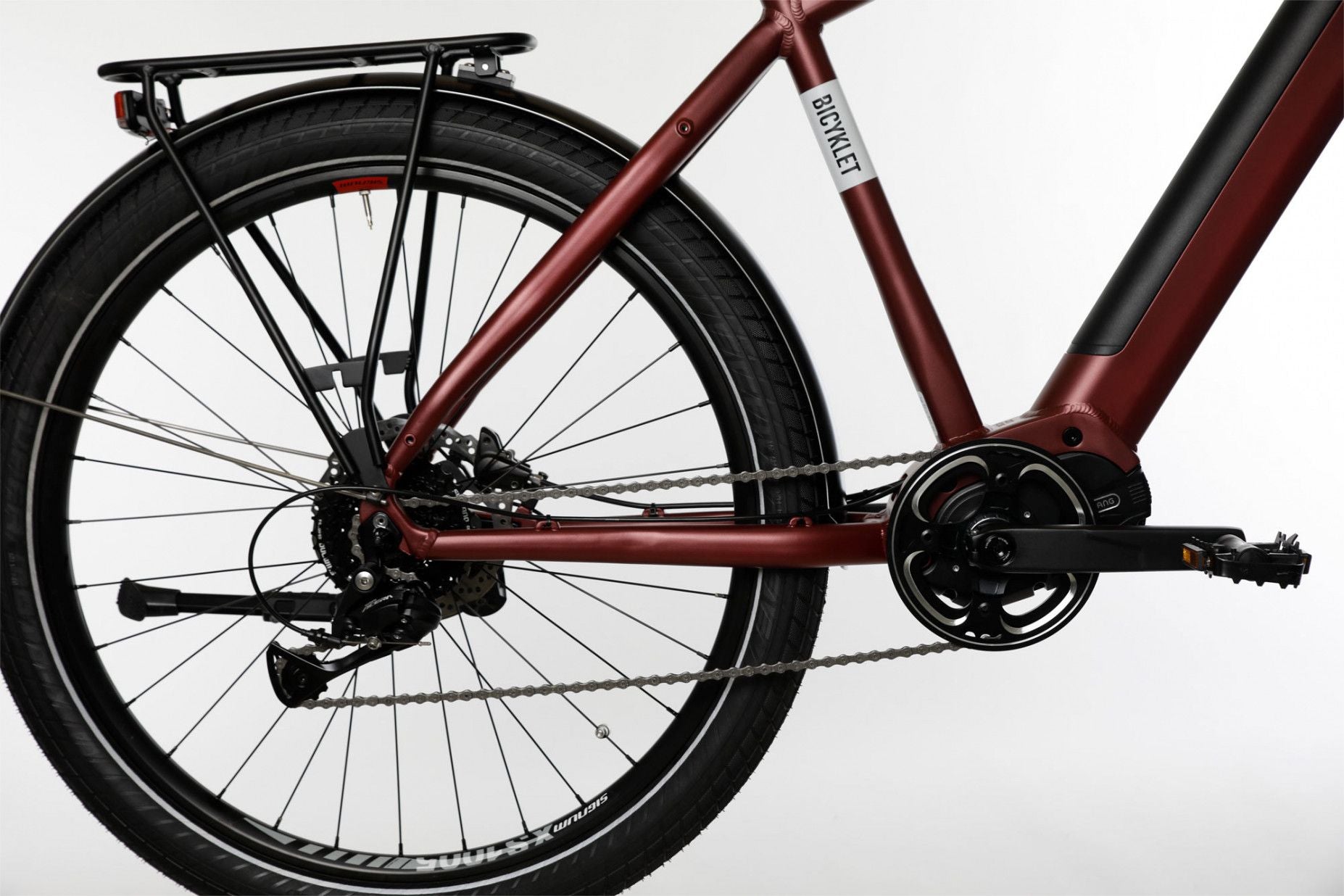 Vélo de Ville Électrique Bicyklet Raymond Shimano Acera 9V 504 Wh 27.5'' Rouge Bordeaux