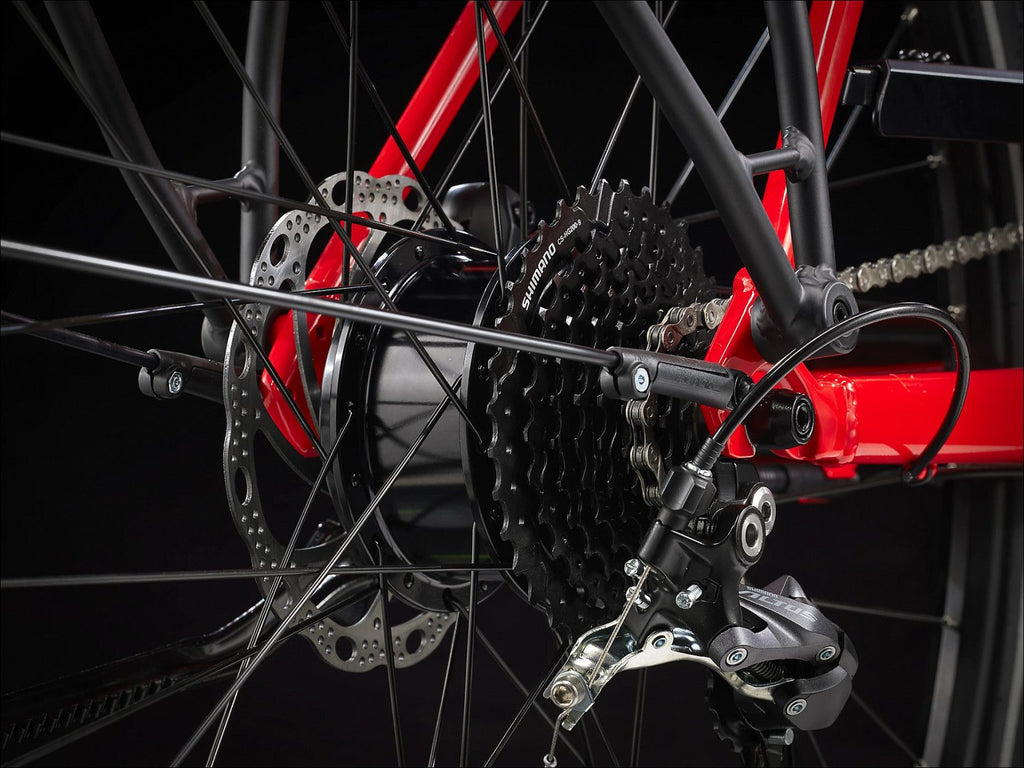 Vélo de Ville Électrique Trek FX+ 2 Shimano Altus 9V 250 Wh 700 mm Rouge