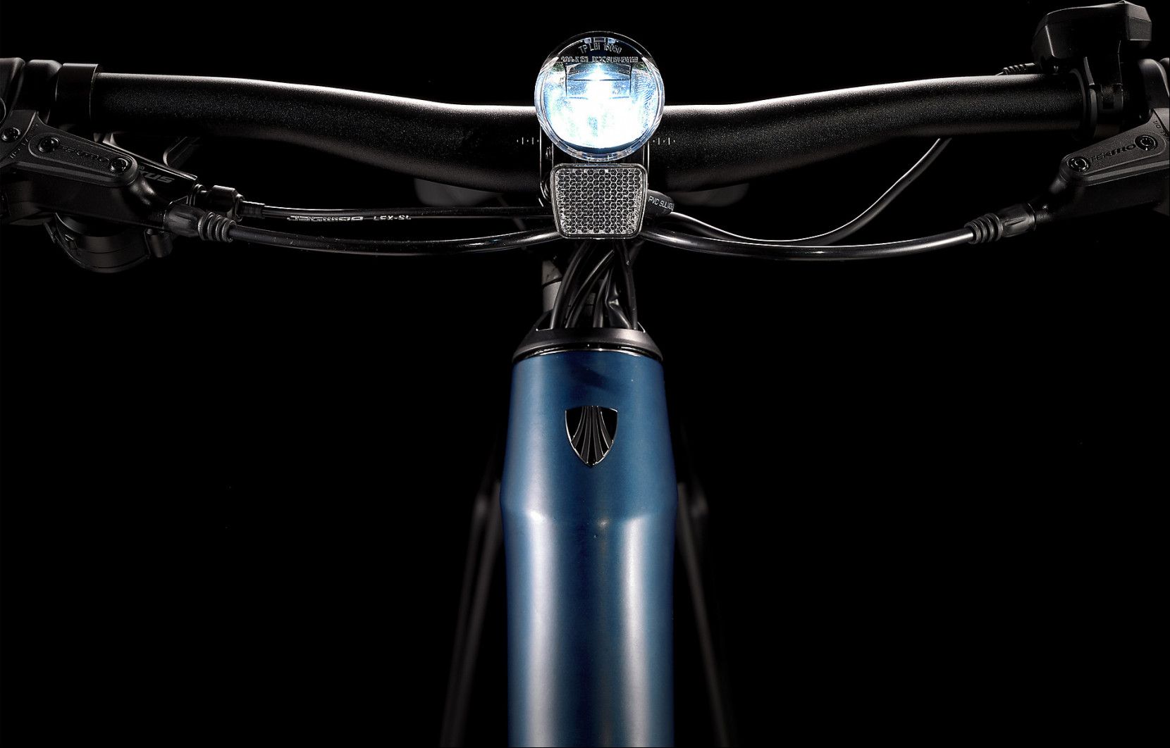 Vélo de Ville Électrique Trek FX+ 2 Shimano Altus 9V 250 Wh 700 mm Bleu Mulsanne