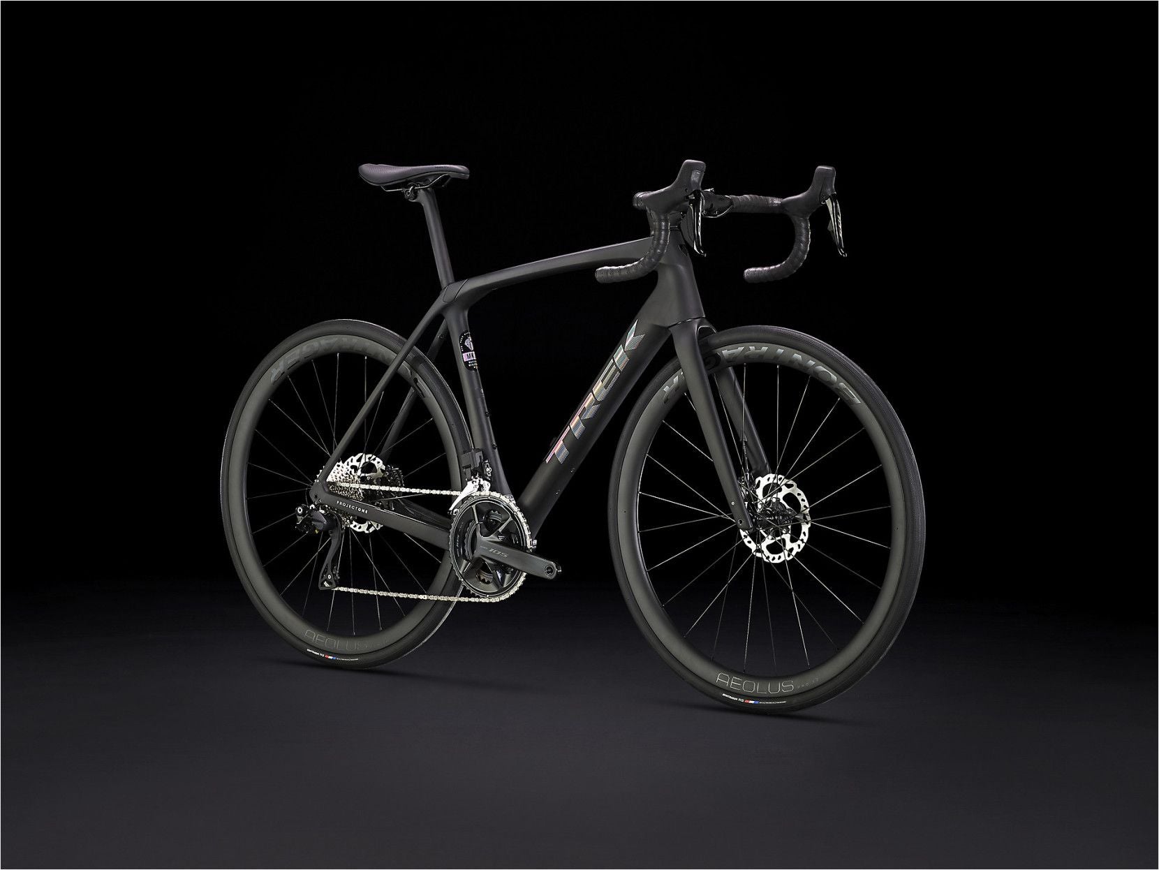 Vélo de Route Trek Domane SLR 6 Shimano 105 Di2 12V 700mm Noir 2023