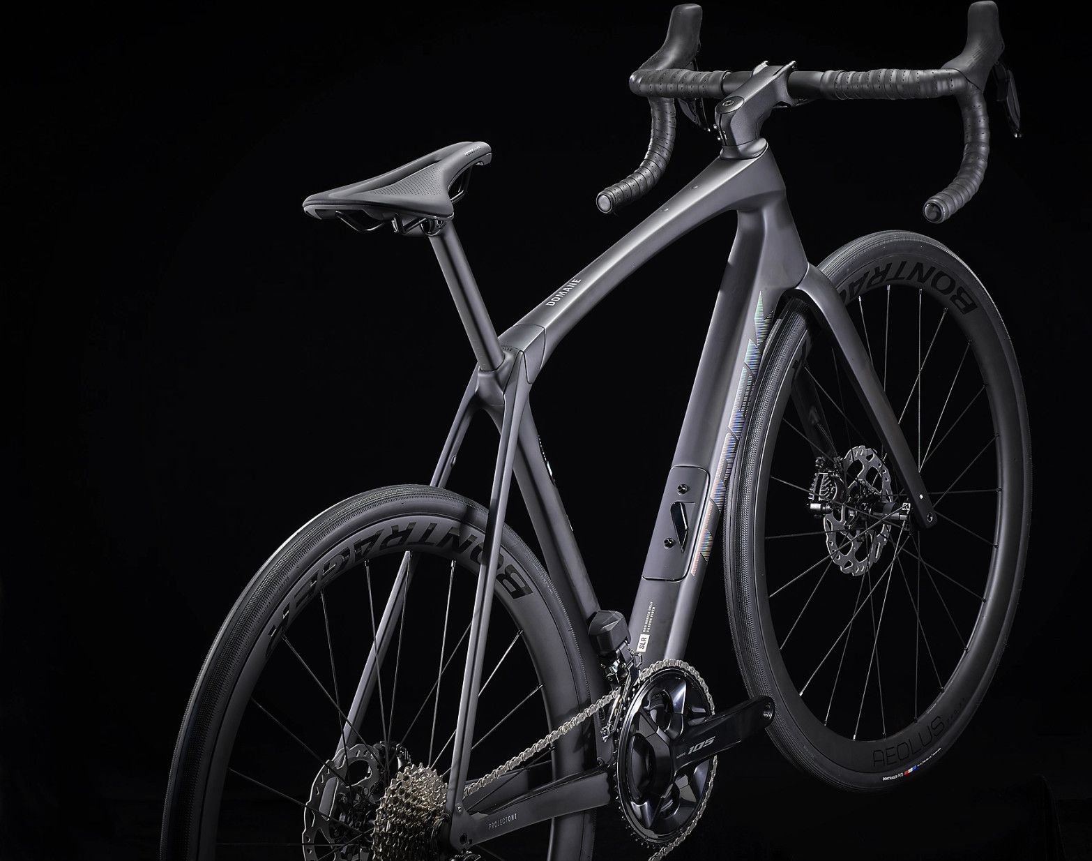 Vélo de Route Trek Domane SLR 6 Shimano 105 Di2 12V 700mm Noir 2023