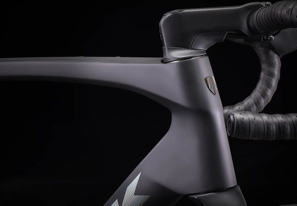 Vélo de Route Trek Domane SLR 6 Shimano 105 Di2 12V 700mm Noir 2023