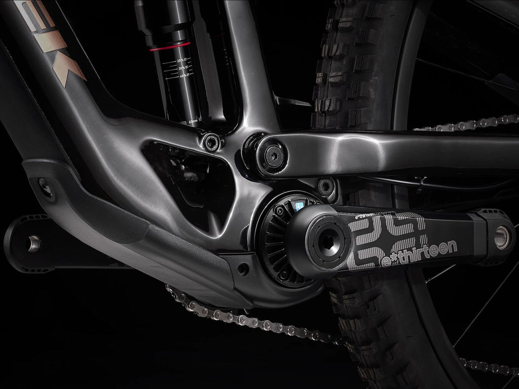 VTT Électrique Tout-Suspendu Trek Fuel EXe 9.8 12V 360 Wh TQ 50Nm 29'' Noir - Vélo d'Exposition