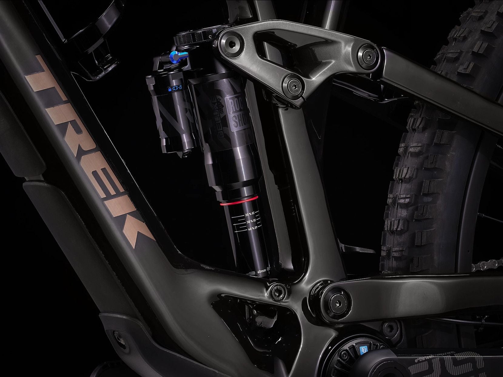 VTT Électrique Tout-Suspendu Trek Fuel EXe 9.8 12V 360 Wh TQ 50Nm 29'' Noir - Vélo d'Exposition