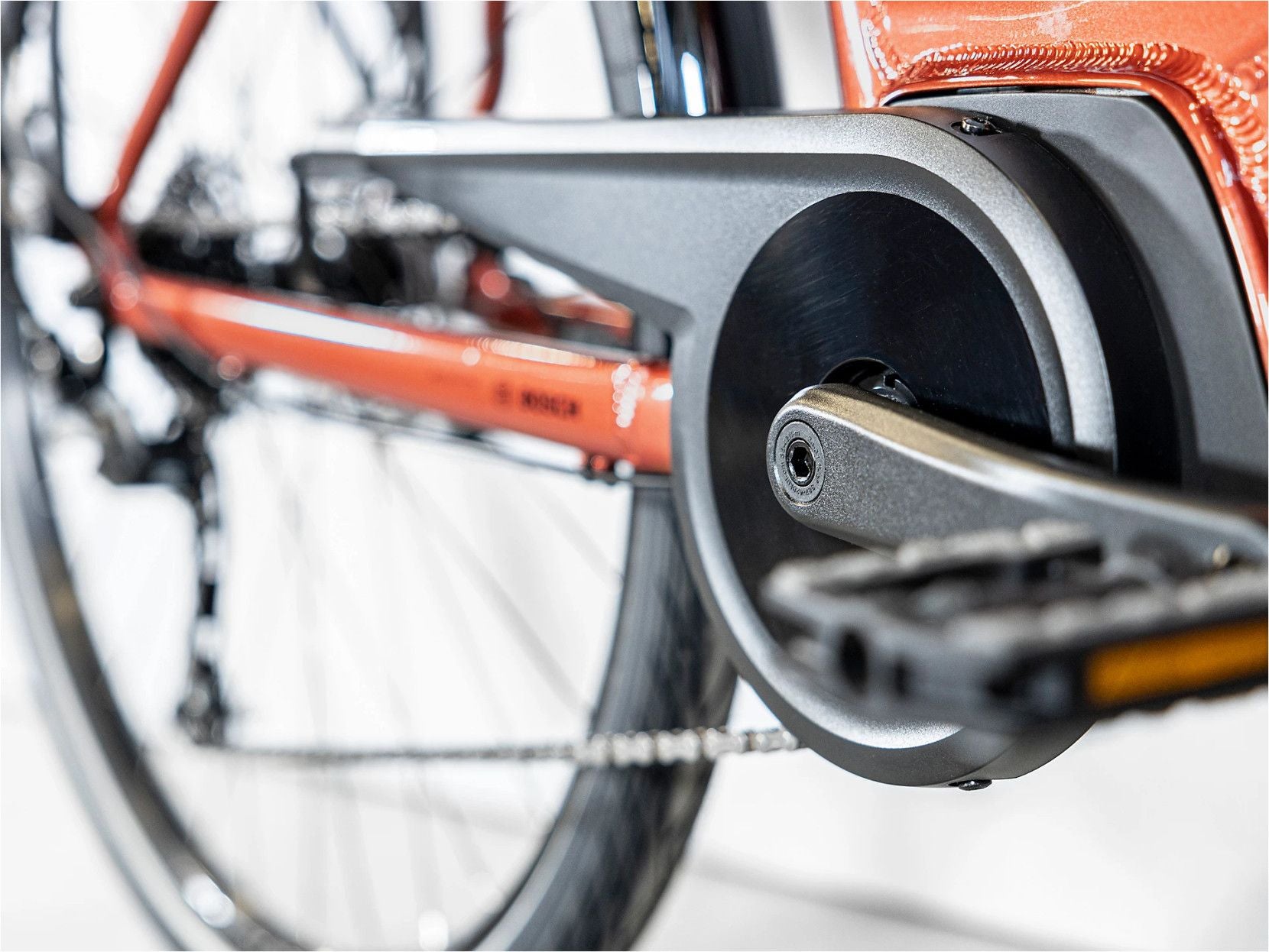 Vélo de Ville Électrique Trek Verve+ 1 Lowstep Shimano Tourney/Altus 8V 400 Wh Orange Foncé
