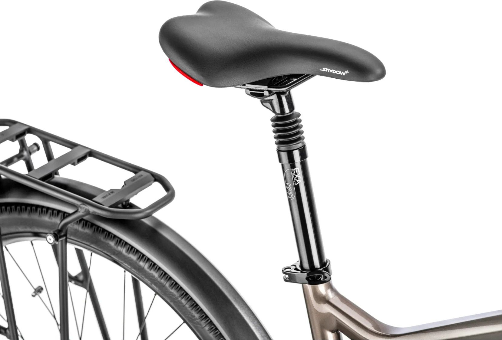 VTC Électrique Moustache Samedi 27 Xroad 3 Open Smart System Shimano Deore 10V 625 Wh 27.5'' Titane 2023