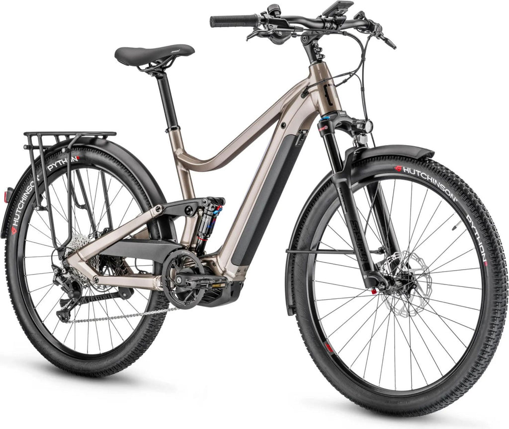 VTC Électrique Tout-Suspendu Moustache Samedi 27 Xroad FS 3 Smart System Shimano Deore 11V 500 Wh 27.5'' Beige 2023