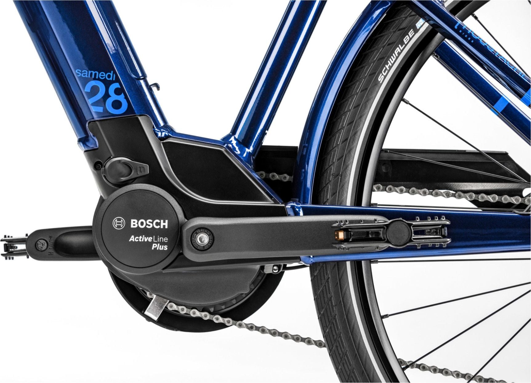 Vélo de Ville Électrique Moustache Samedi 28.2 Shimano Altus 9V 500 Wh 700mm Bleu Nuit 2023