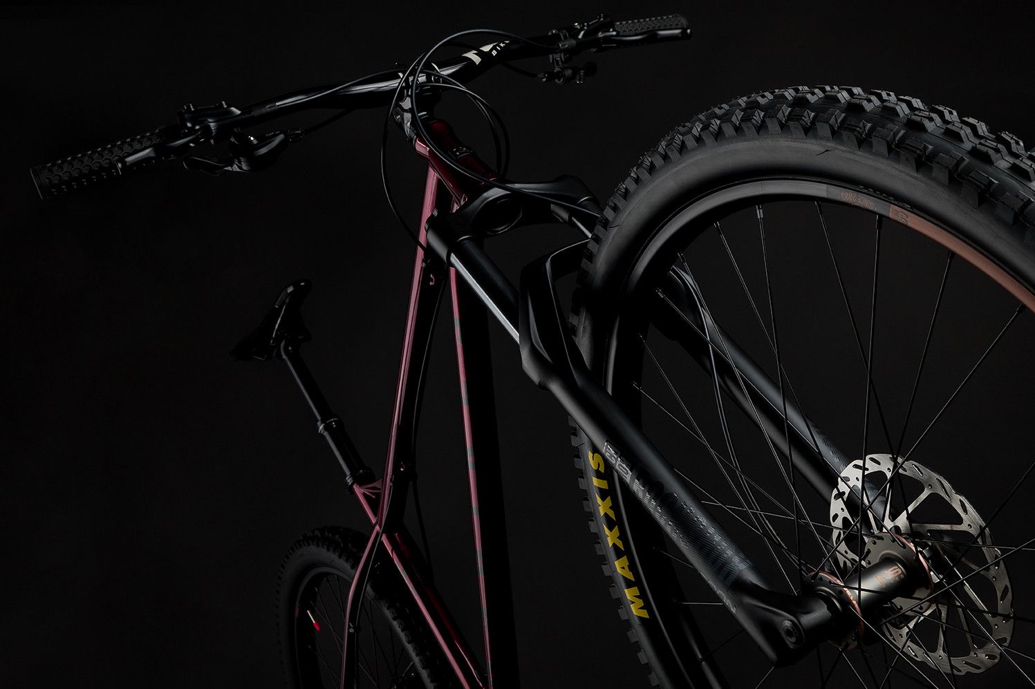 VTT Semi-Rigide NS Bikes Eccentric Cromo M6100 Shimano 12V 29'' Rouge Foncé