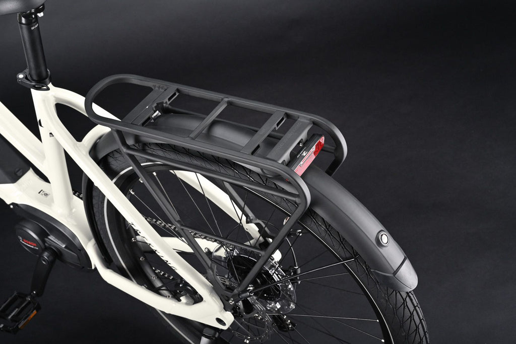 VTC Électrique Haibike Trekking 3 Mid Shimano Alivio 9V 500Wh 27.5'' Gris Clair 2023