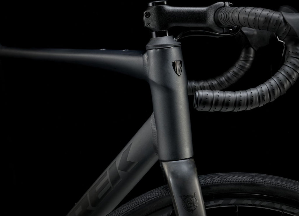 Vélo de Route Trek Domane AL 2 Shimano Claris 8V 700mm Gris Lithium Gén 4