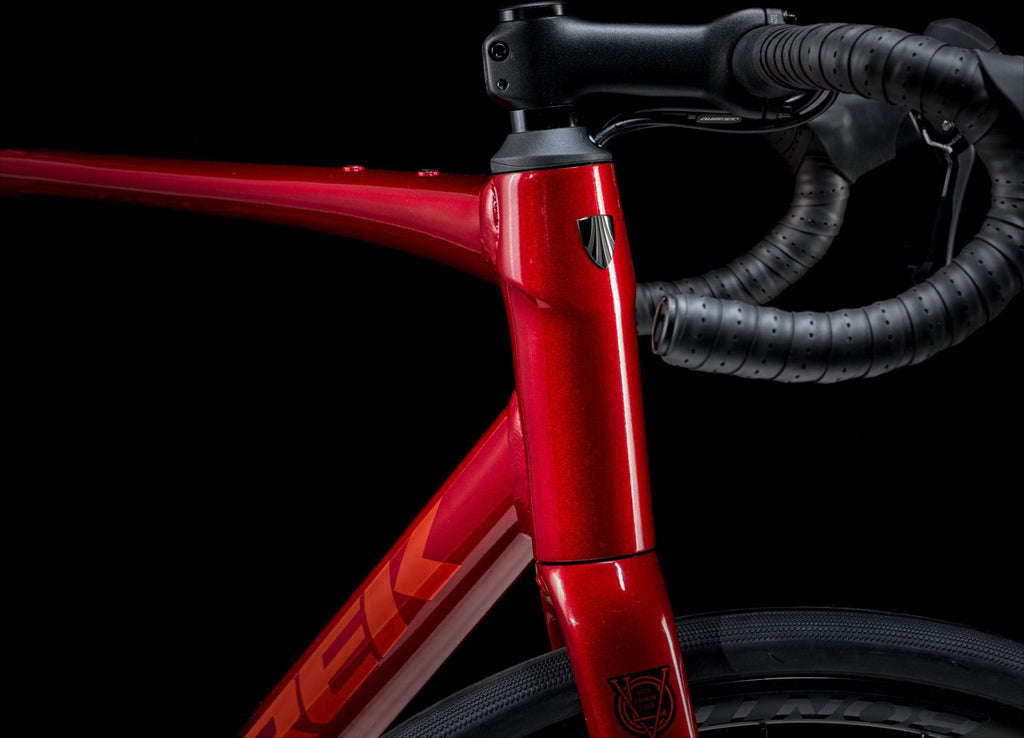 Vélo de Route Trek Domane AL 2 Shimano Claris 8V 700mm Rouge Gén 4
