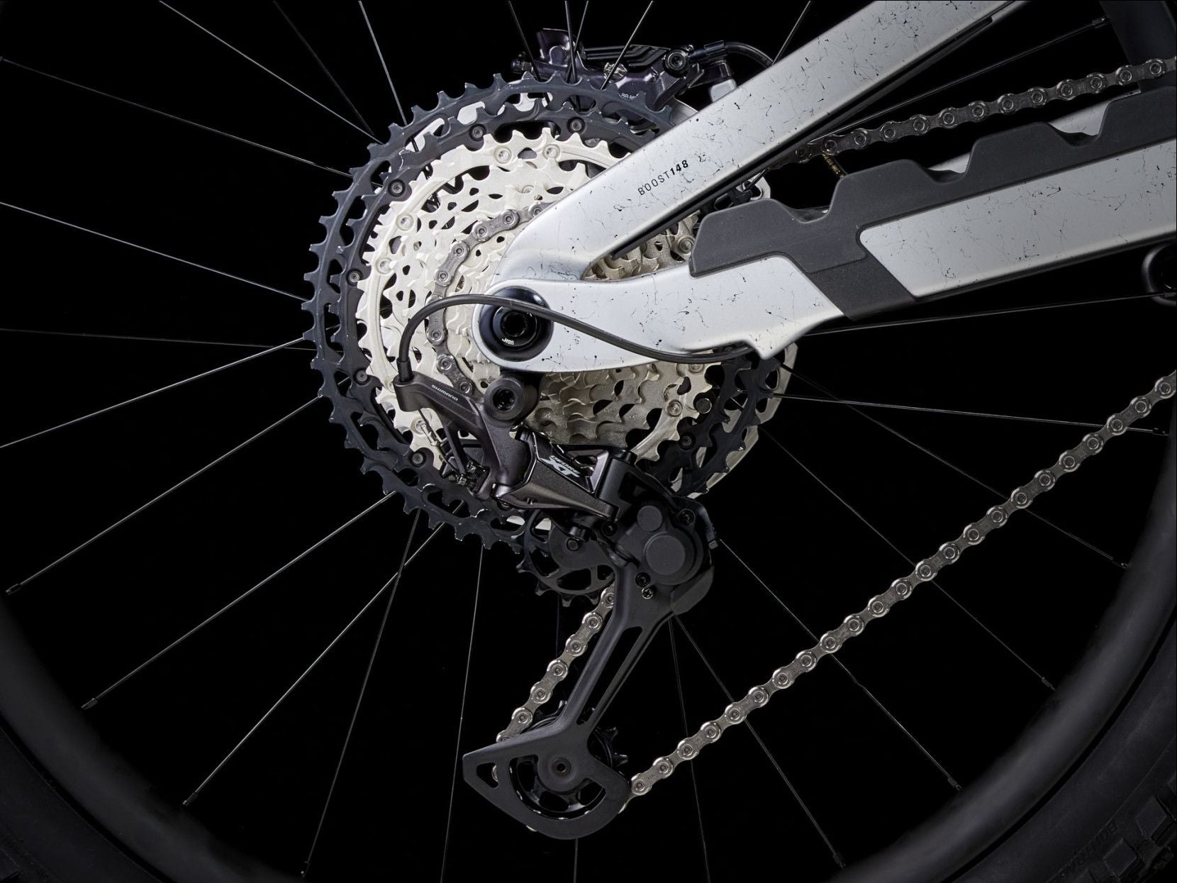 VTT Tout Suspendu Trek Slash 9.8 Shimano 12V 29/27.5'' Argent Gén 6 - Vélo d'Exposition