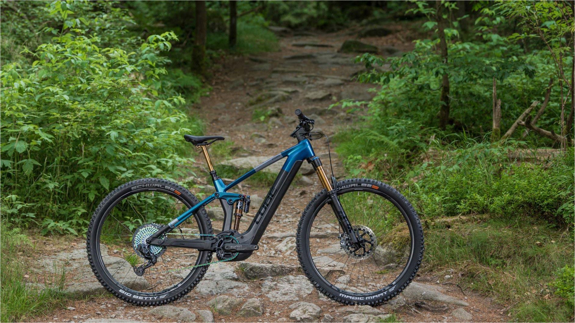VTT Électrique Tout-Suspendu Cube Stereo Hybrid 140 HPC SLT 750 Sram XX1 Eagle AXS 12V 750 Wh 29'' Bleu Nebula Gris Carbon