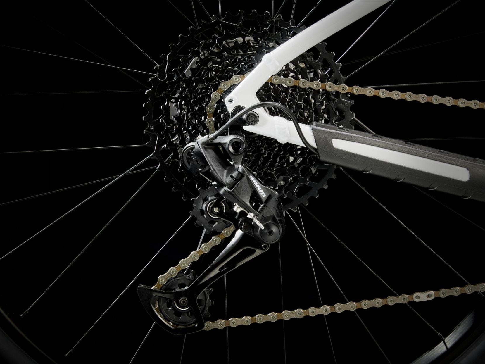 VTT Semi-Rigide Trek Marlin 7 Sram 12V 29'' Blanc Cristal Gén 3