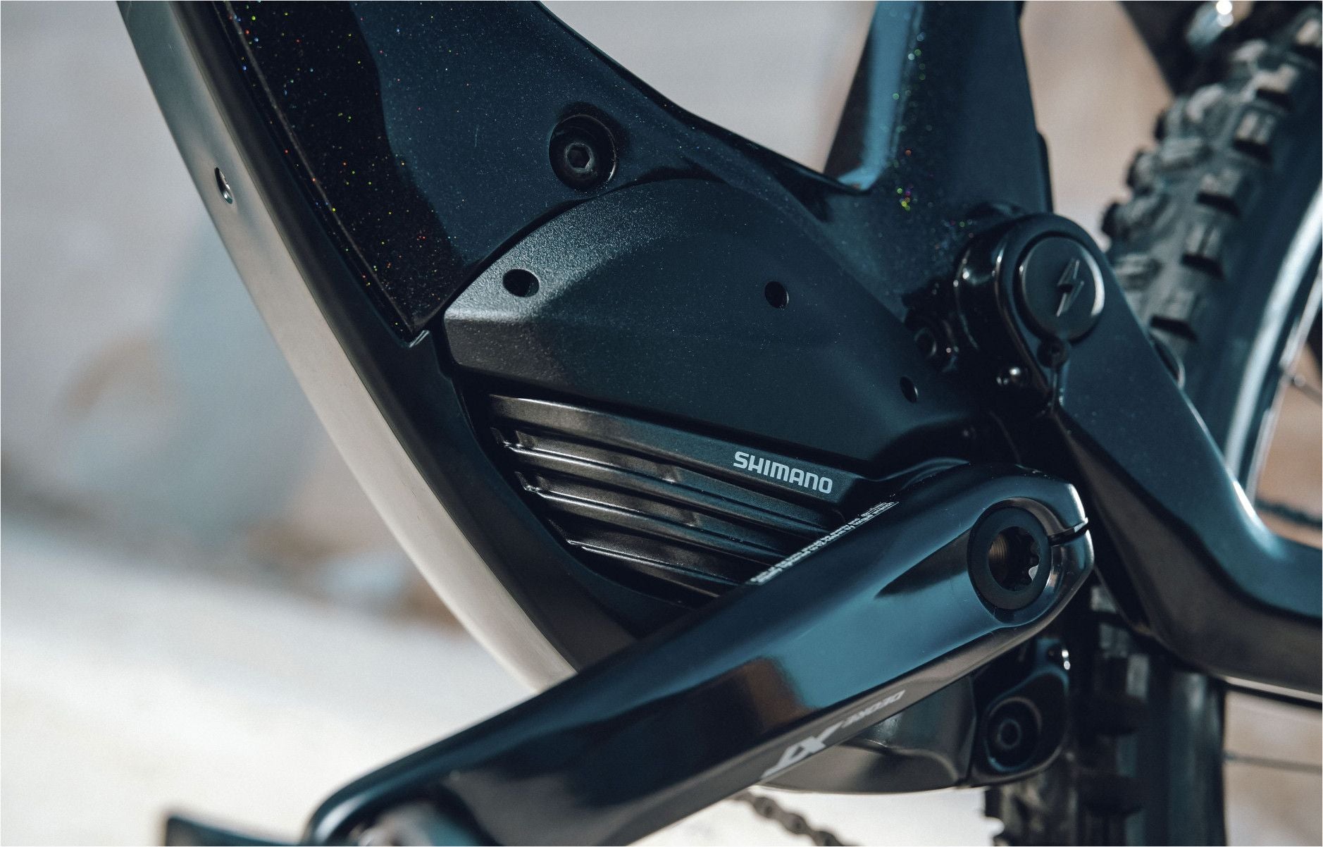 VTT Électrique Tout-Suspendu BH iLynx+ Trail 8.7 12V 540 Wh Shimano 85 Nm 29'' Rouge/Blanc