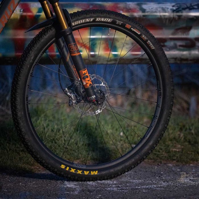 Roue Avant Stan's Crest MK4 29'' | Boost 15x110 mm | 6 Trous