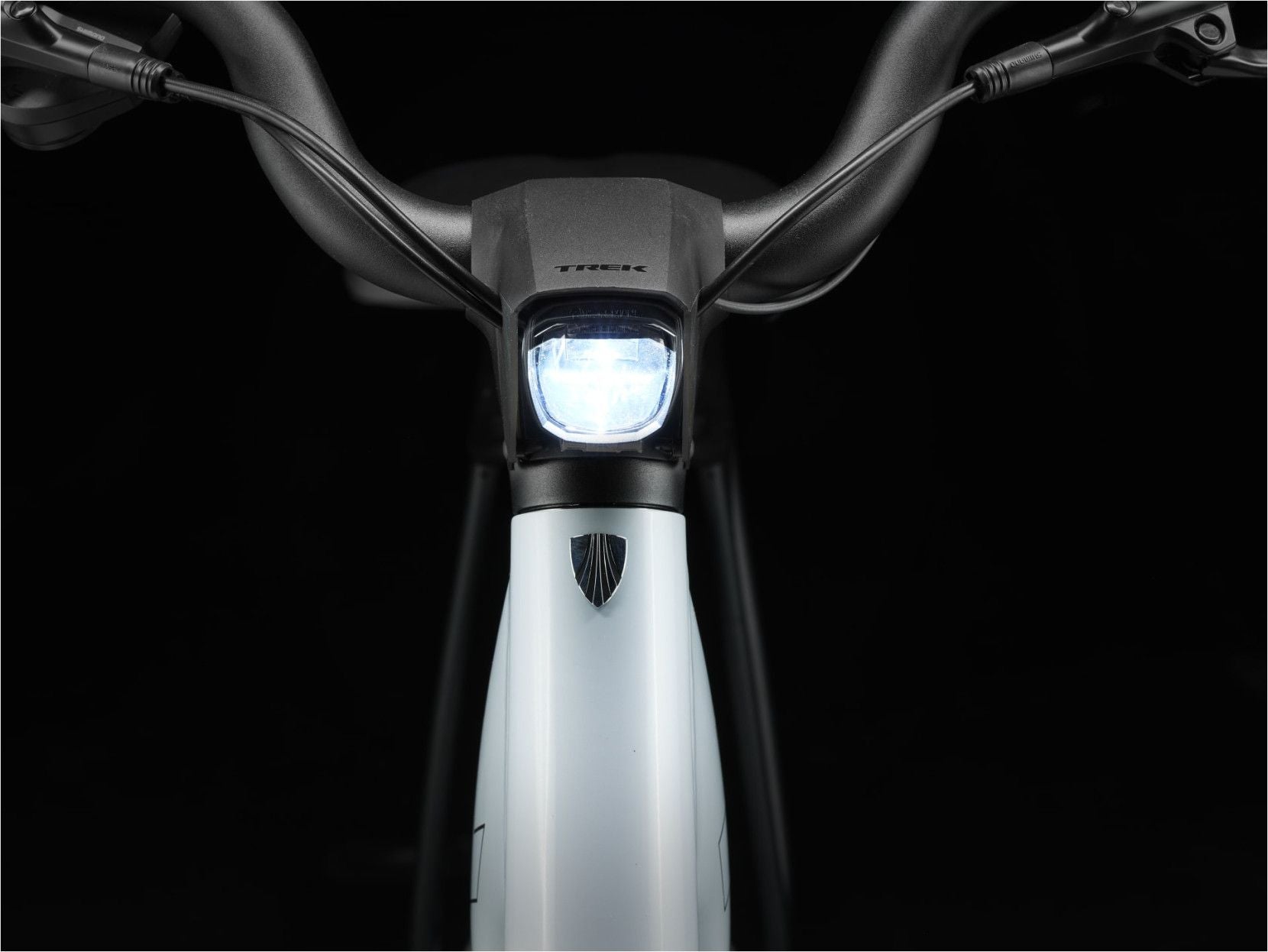 Vélo de Ville Électrique Trek Verve+ 2 Lowstep 400wh Shimano Cues 9V Gris Gen.3