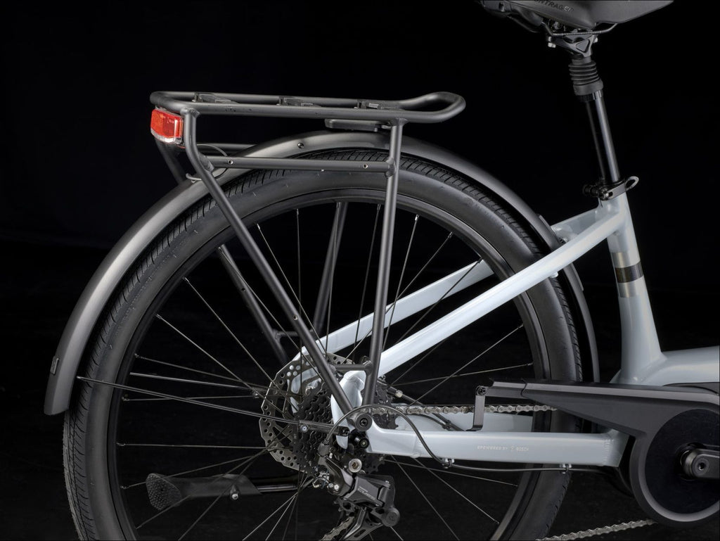 Vélo de Ville Électrique Trek Verve+ 2 Lowstep 400wh Shimano Cues 9V Gris Gen.3