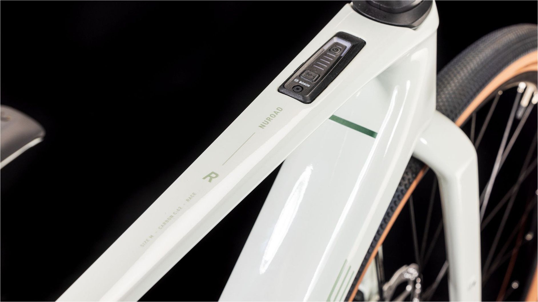 Vélo de Gravel Électrique Cube Nuroad Hybrid C:62 Race 400X Shimano GRX 12V 400 Wh 700 mm Gris Vert Desertstone 2025