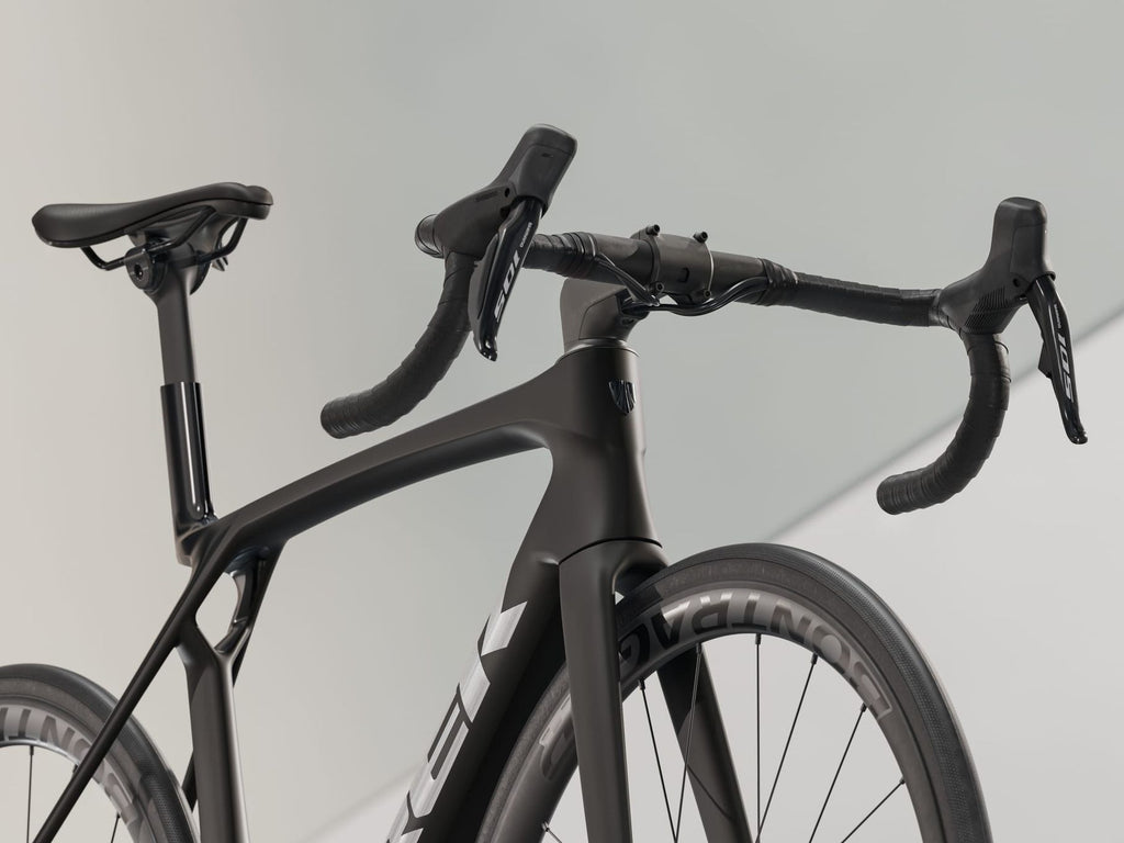 Vélo de Route Trek Madone SL 6 Shimano 105 Di2 12V 700 mm Noir Gén. 8