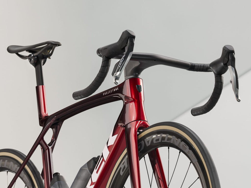 Vélo de Route Trek Madone SLR 9 Sram Red AXS 12V 700 mm Rouge Gén. 8 - Vélo d'Exposition