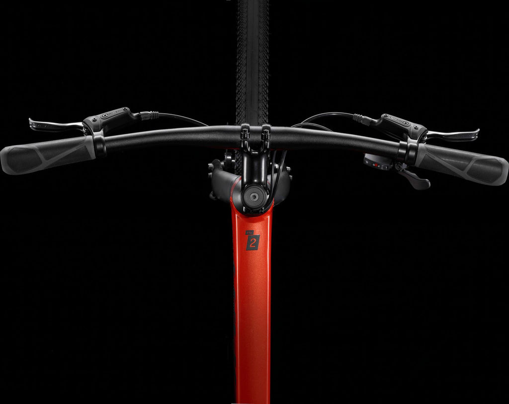 Vélo Fitness Trek Dual Sport 2 Shimano CUES 9V 27.5'' Rouge Gén 5 - Vélo d'Exposition