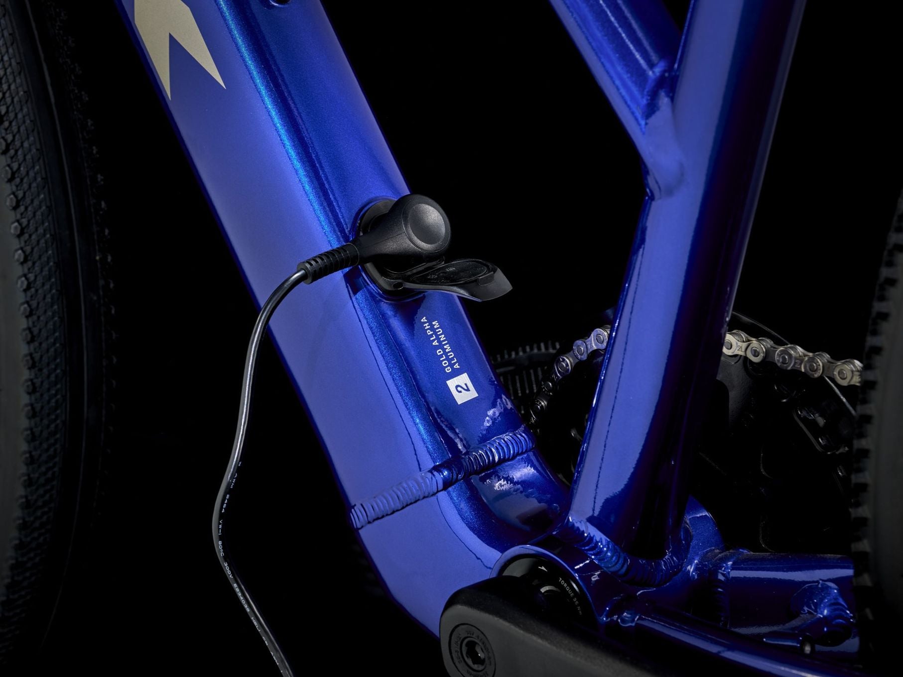 Vélo de Fitness Électrique Trek Dual Sport+ 2 Stagger LT Shimano Acera 8V 250 Wh 27.5'' Bleu 2025 - Vélo d'Exposition