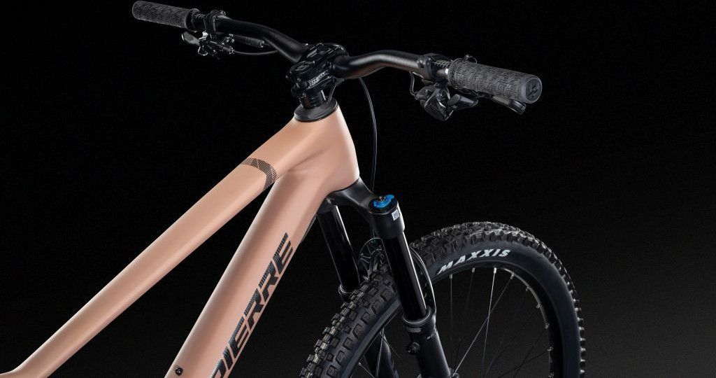 VTT Tout Suspendu Lapierre Zesty CF 7.9 Shimano 12V 29'' Beige 2025