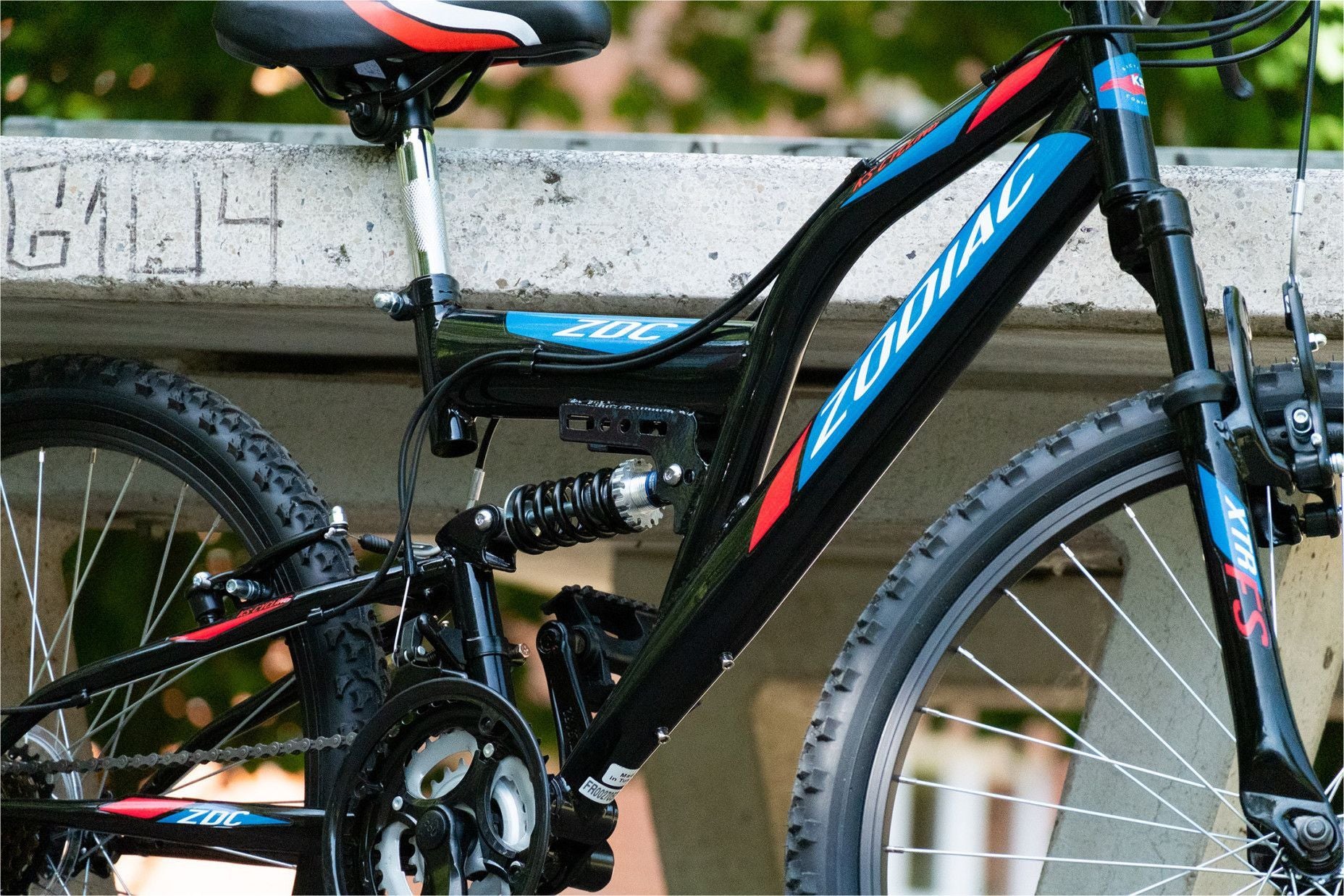 VTT enfant tout suspendu 24  Zodiac noir-rouge TC 38 cm KS Cycling