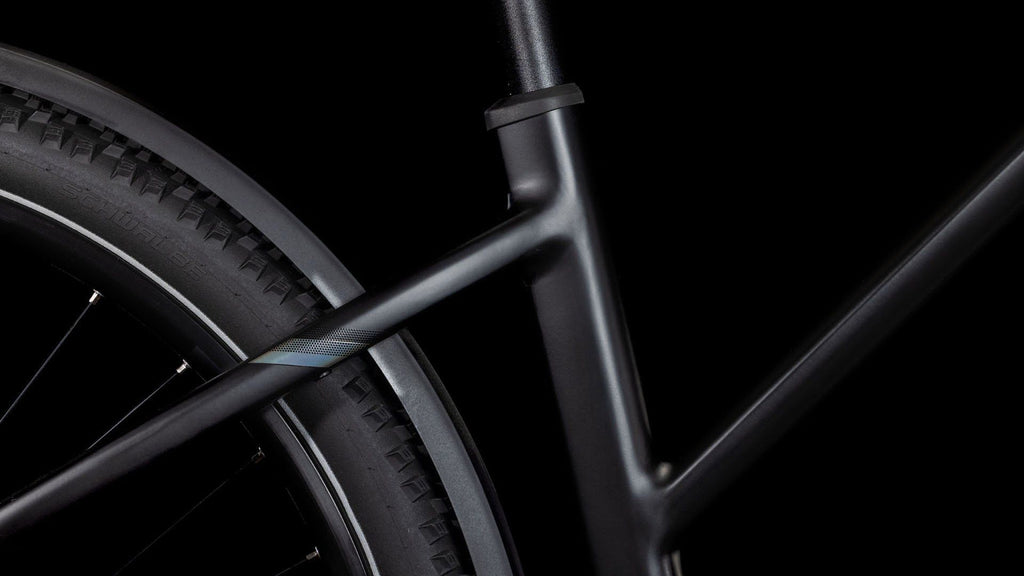 VTC Électrique Cube Nuride Hybrid Pro 800 Allroad Trapeze Shimano Cues 10V 800 Wh 29'' Noir 2025