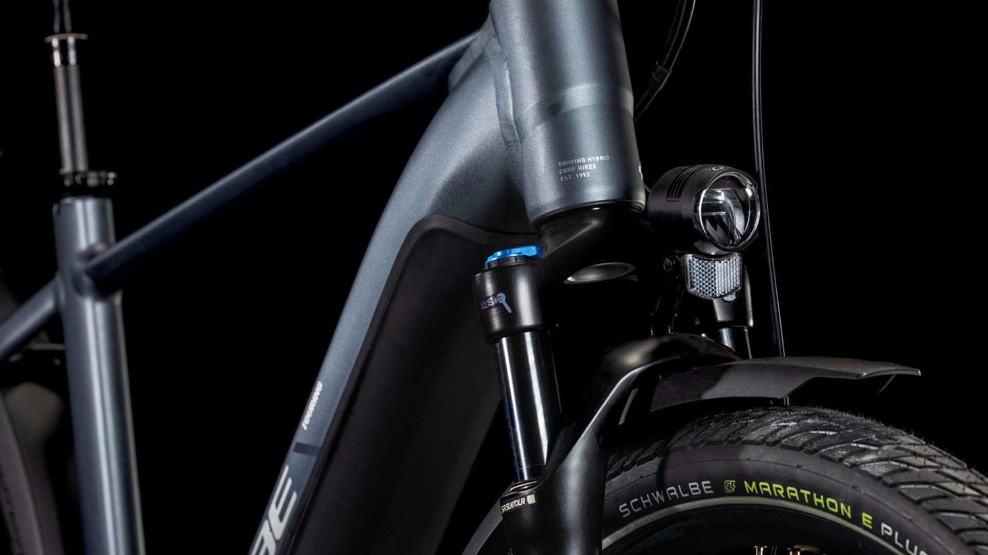 VTC Électrique Cube Touring Hybrid Pro 625 Shimano Cues 11V 625 Wh 700 mm Gris Metallic 2025