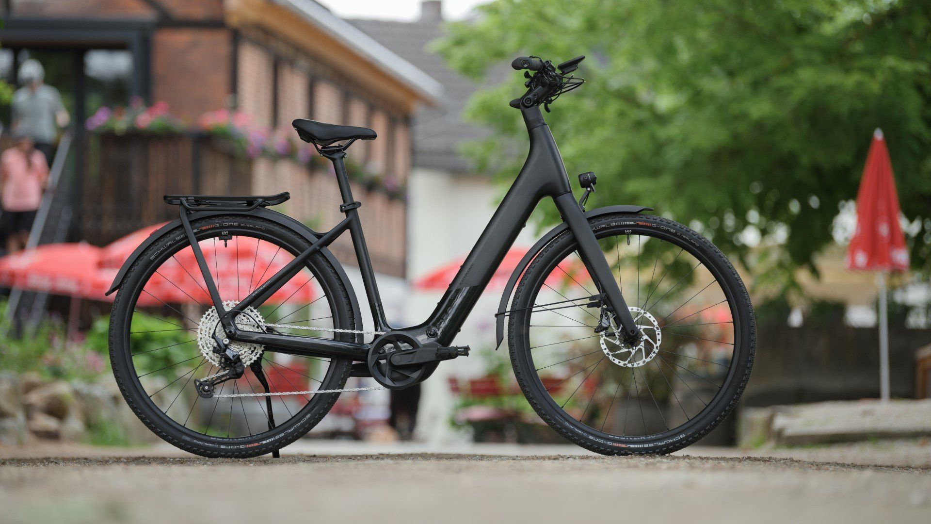 VTC Électrique Cube Kathmandu Hybrid C:62 SLX 400X Easy Entry Shimano Deore 12V 400 Wh 700 mm Gris Carbon Noir 2025