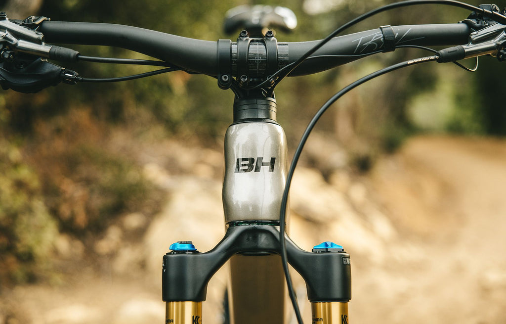 VTT Électrique Tout-Suspendu BH iLynx+ SL Enduro 9.4 12V 630Wh Shimano 85 Nm 29'' Gris/Or