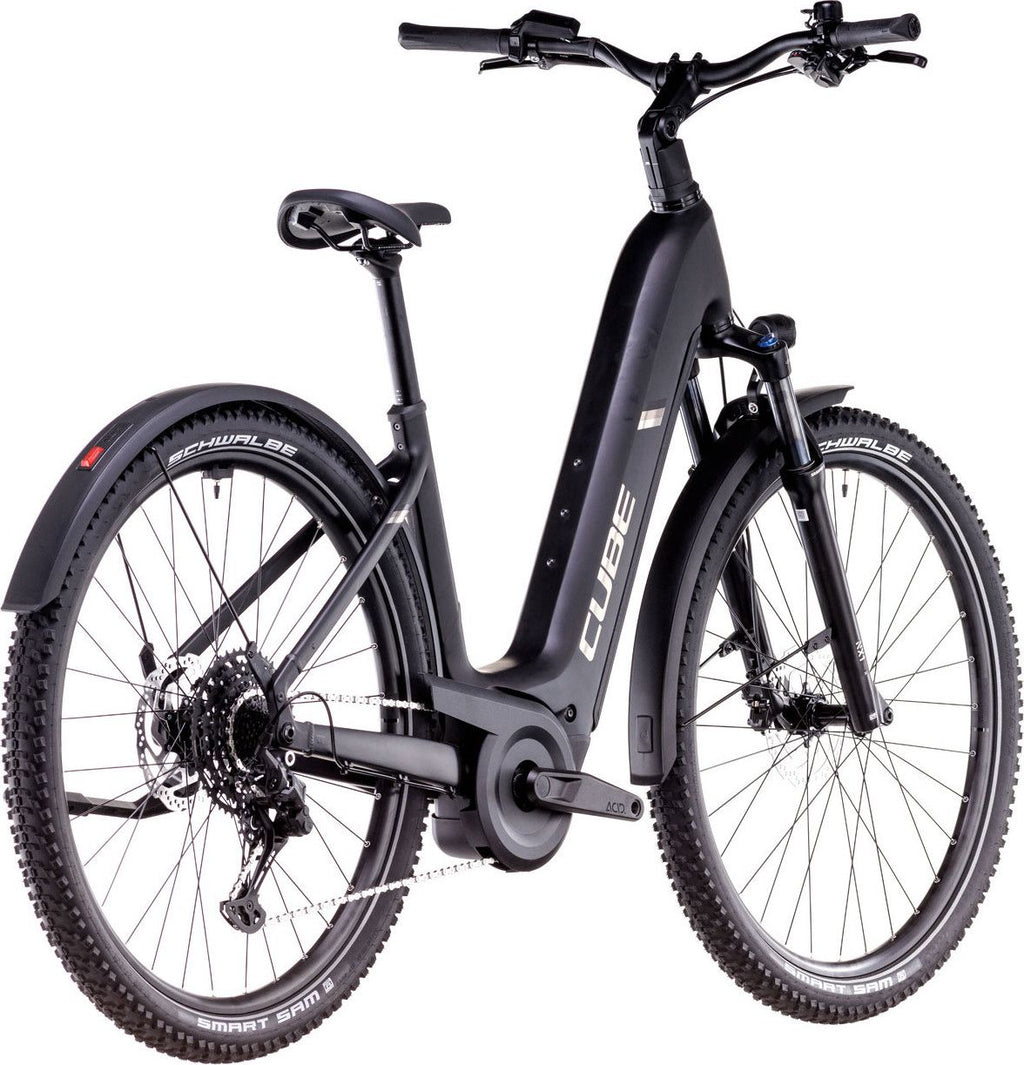 VTC Électrique Cube Nuride Hybrid Pro 600 Allroad Easy Entry Shimano Cues 10V 600 Wh 29'' Noir 2025