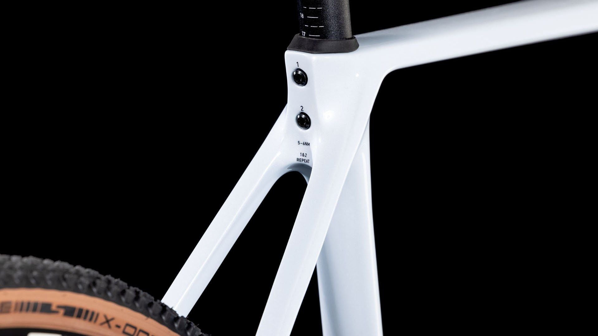 Vélo de Cyclocross Cube Cross Race C:62 Race Sram Rival XPLR eTap AXS 12V 700 mm Blanc Polar 2025