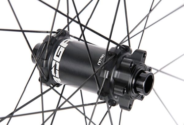 Paire de roues Progress GP30 29"  Noir | 15x100/12x142 mm | 6 Trous