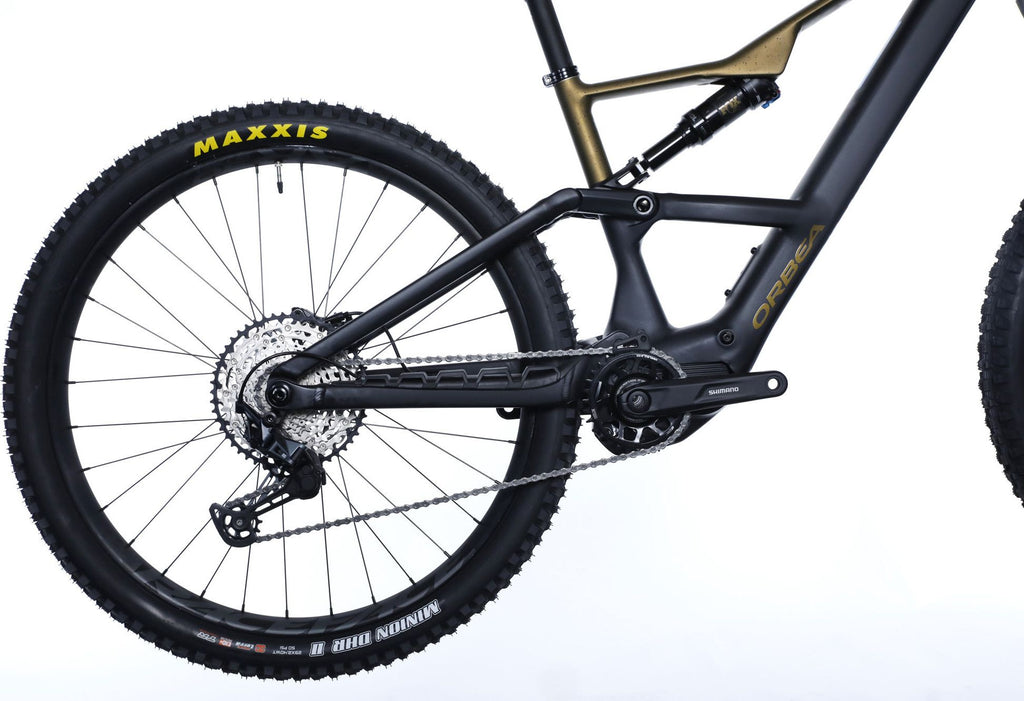 VTT Électrique Tout-Suspendu Orbea Rise LT H20 12V 630 Wh Shimano 85 Nm 29'' Noir Diamond Vert Splash Olive 2025