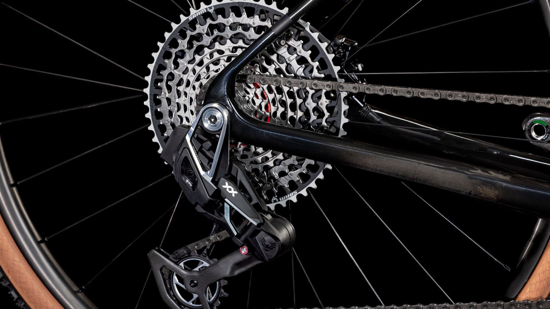 Vélo de Gravel Cube Nuroad C:62 SLX Sram Force eTap AXS/XX SL Eagle AXS 12V 700 mm Orange Violet Solareclipse 2025