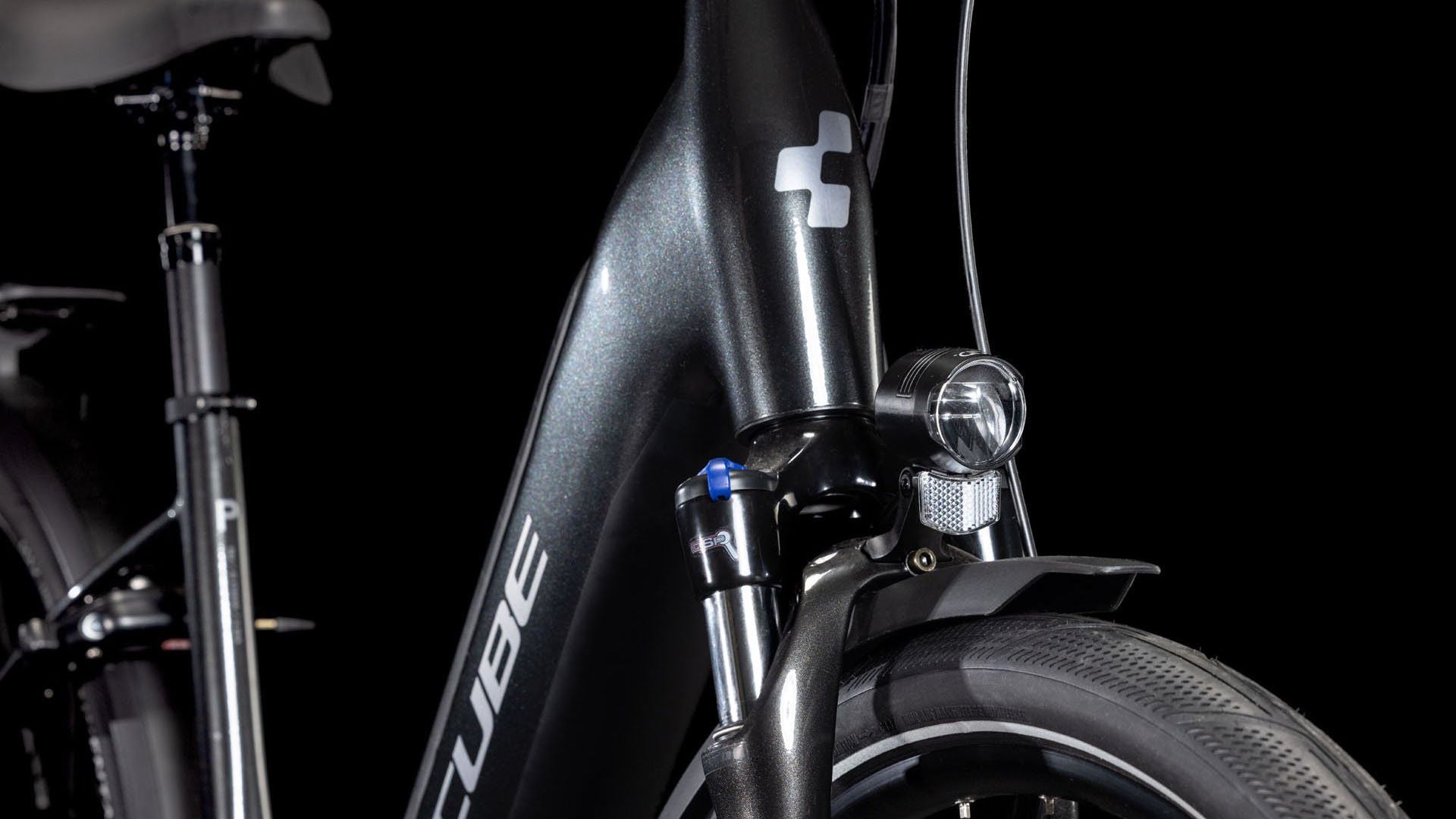 Vélo de Ville Électrique Cube Supreme Hybrid Comfort Pro 625 Easy Entry Enviolo City 625 Wh 700 mm Noir Gris Lunar 2025