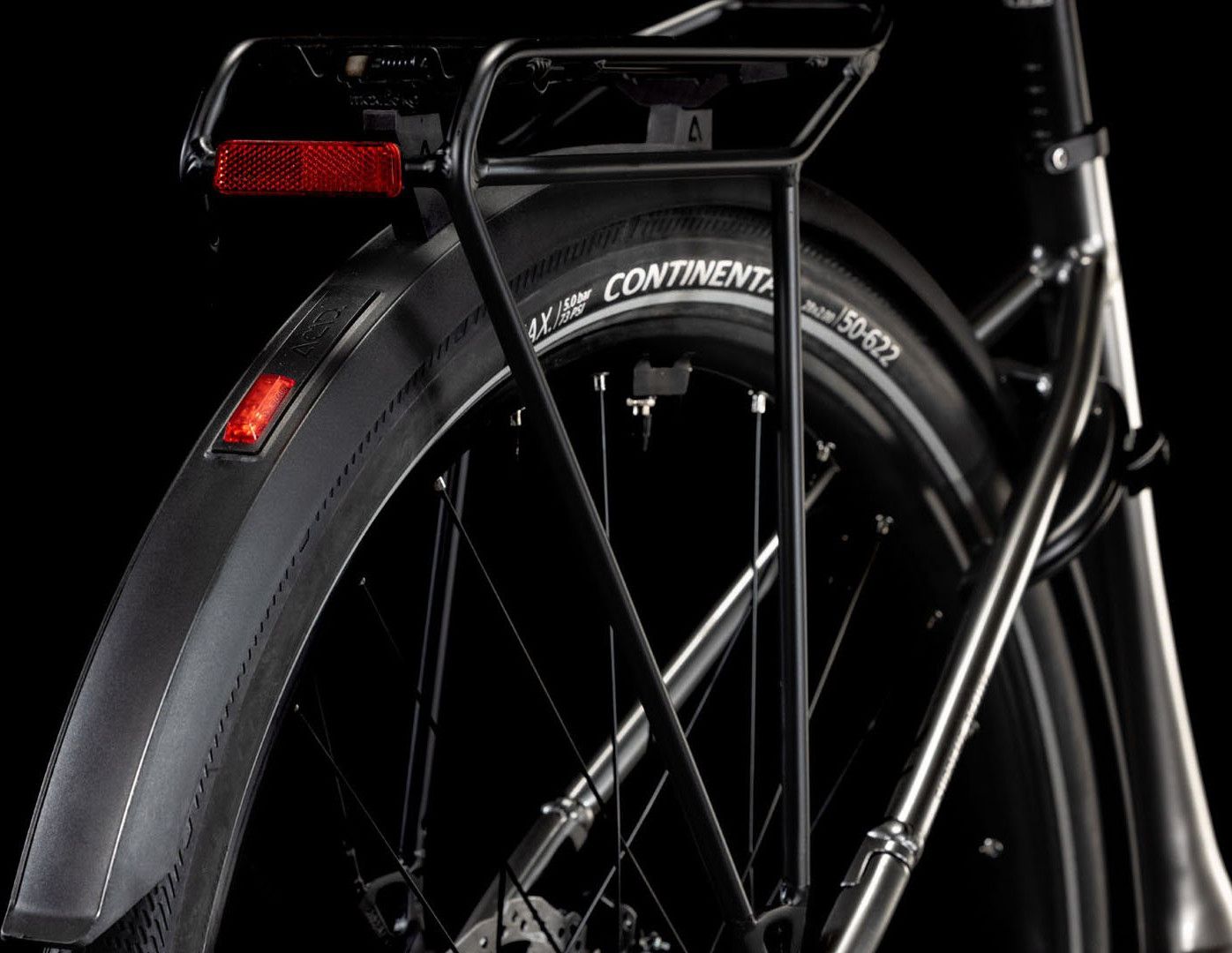 Vélo de Ville Électrique Cube Supreme Hybrid Deluxe One 625 Easy Entry Shimano Nexus 8V Courroie 625 Wh 700 mm Gris Noir Slate 2025