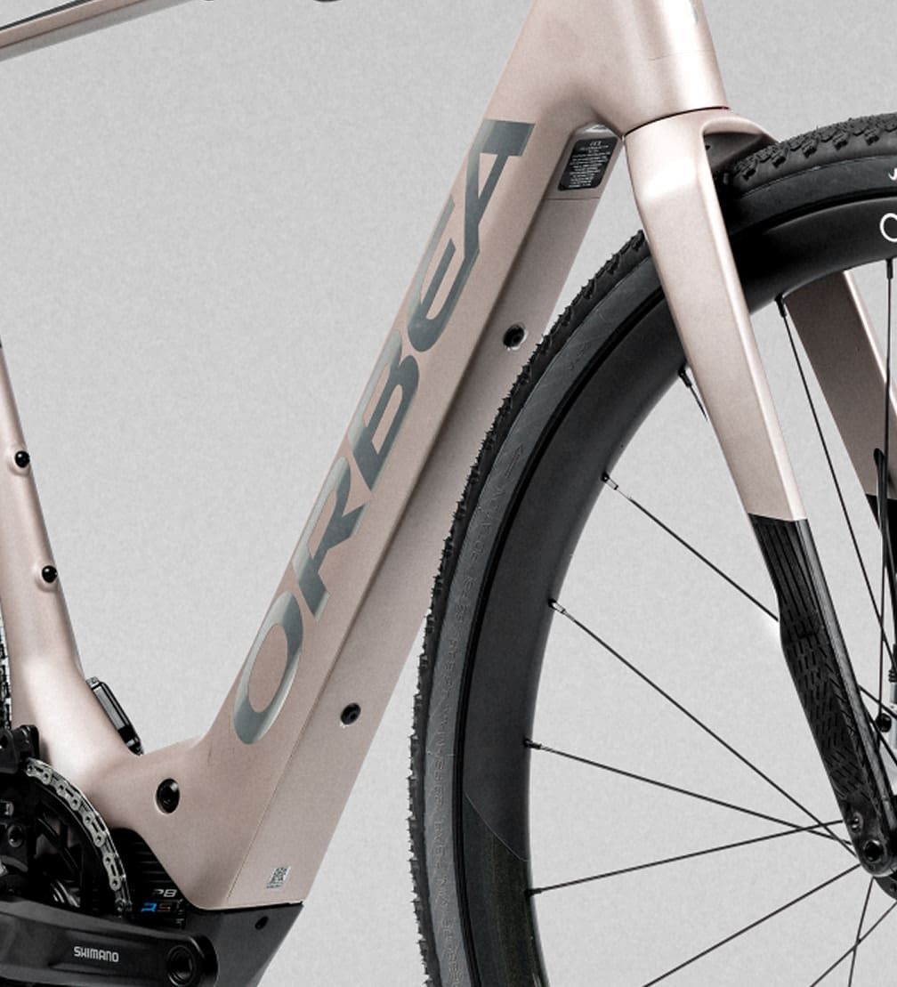 Vélo de Gravel Électrique Orbea Denna M20 Shimano GRX 12V 420 Wh 700 mm Beige Nickel 2025