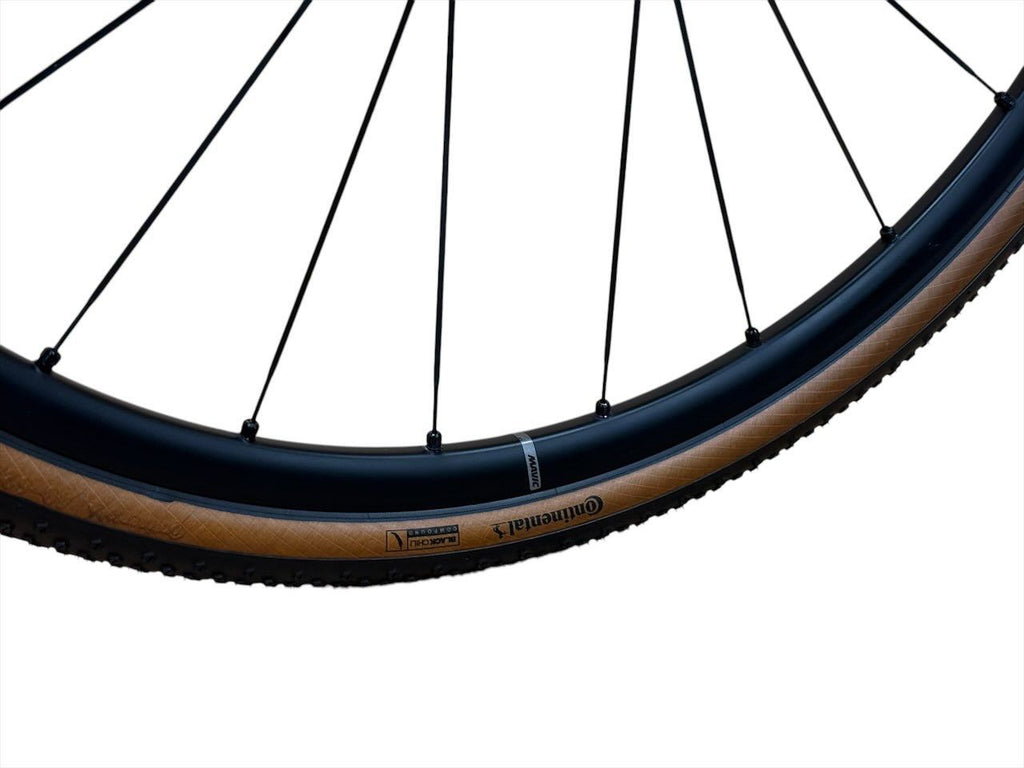 Produit reconditionné . KTM X-strada Elite SHIMANO GRX 2023 . Vélo de gravel . KTM . très bon état