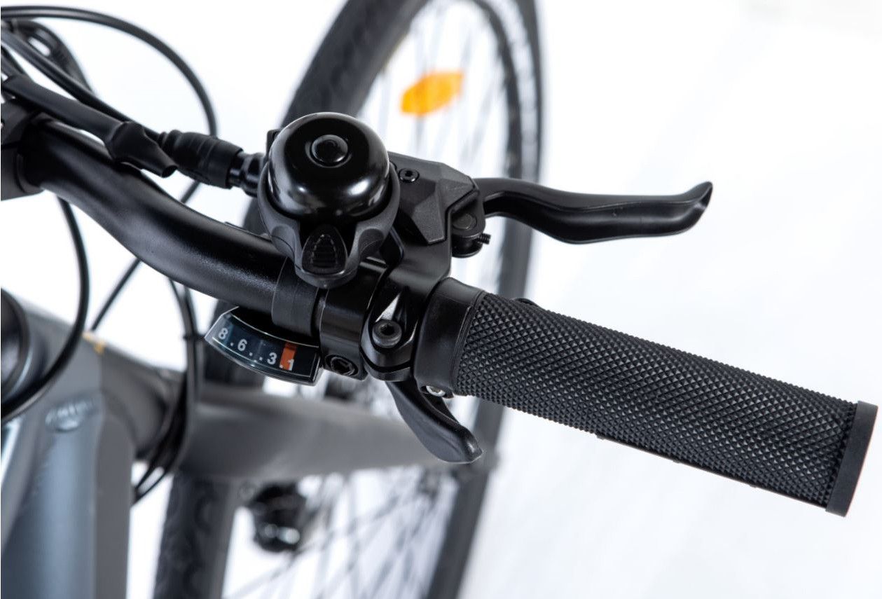 Moma Bikes E-ROAD PRO 28, Equipped Full Shimano, 8 Vitesses, Freins à disques Hydrauliques, Bat. Ion Lithium intégrée et amovible de 36V 10Ah / 160-195 cm