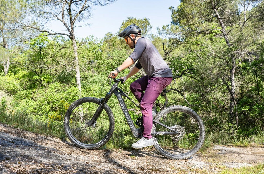 VTT Électrique Tout-Suspendu Mondraker Sly RR 12V 400Wh Bosch 60 Nm 29'' Noir 2025