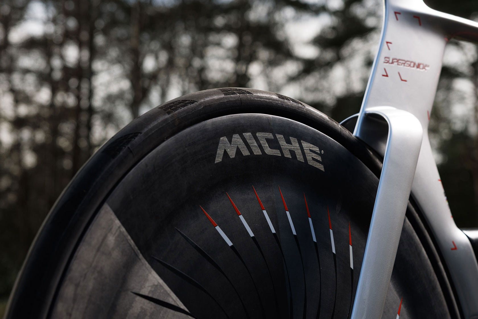 Roue Arrière Lenticulaire Miche Kleos RD Crono 700 mm | 12x142 mm | Center Lock | Team Edition