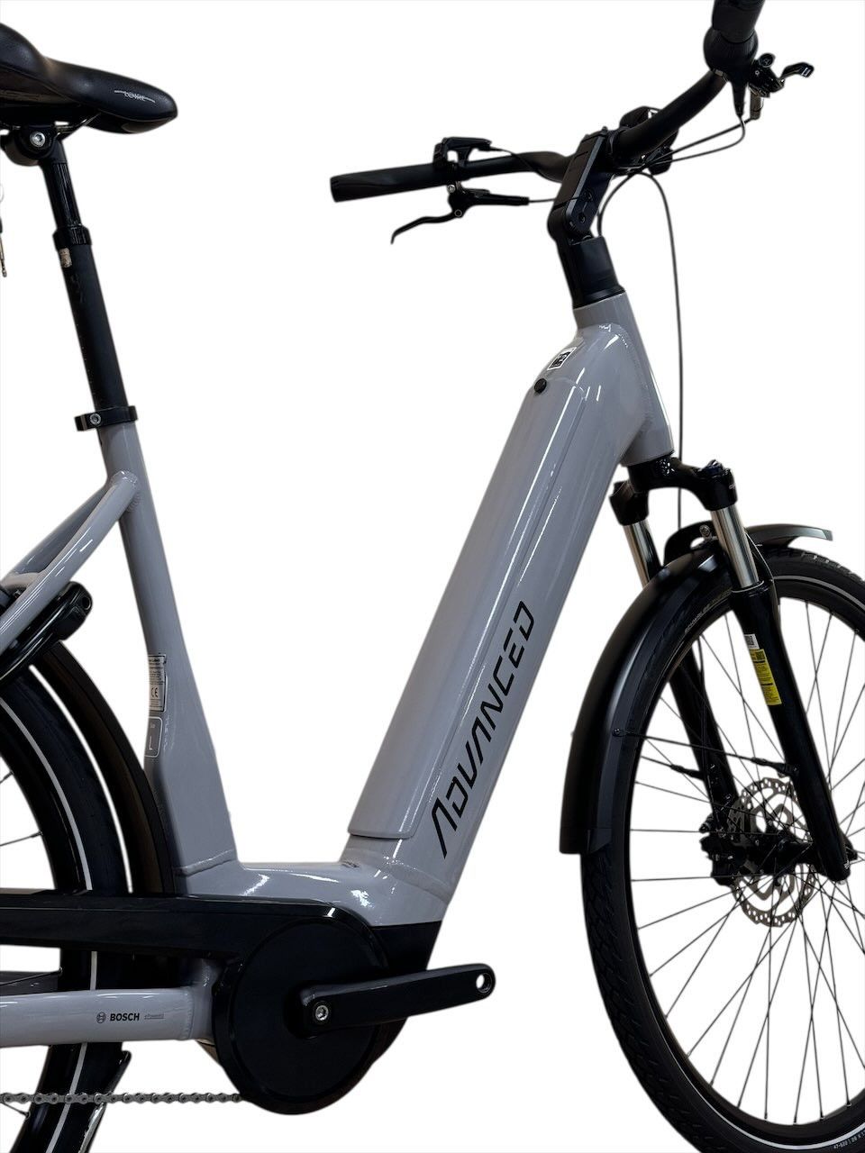 produit reconditionné . Advanced Tour Pro Shimano Nexus 2023 . Vélo électrique . Advanced . très bon état