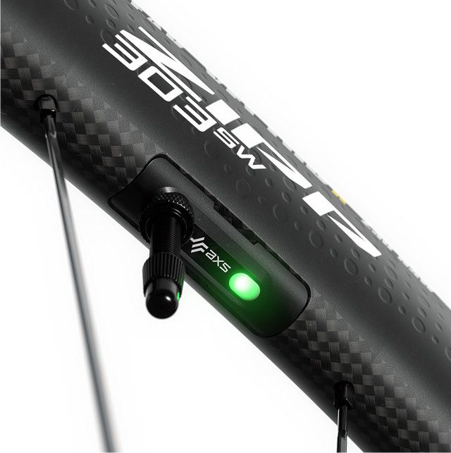 Paire de Roues Zipp 303 SW 700 mm | 12x100 - 12x142 mm | Center Lock