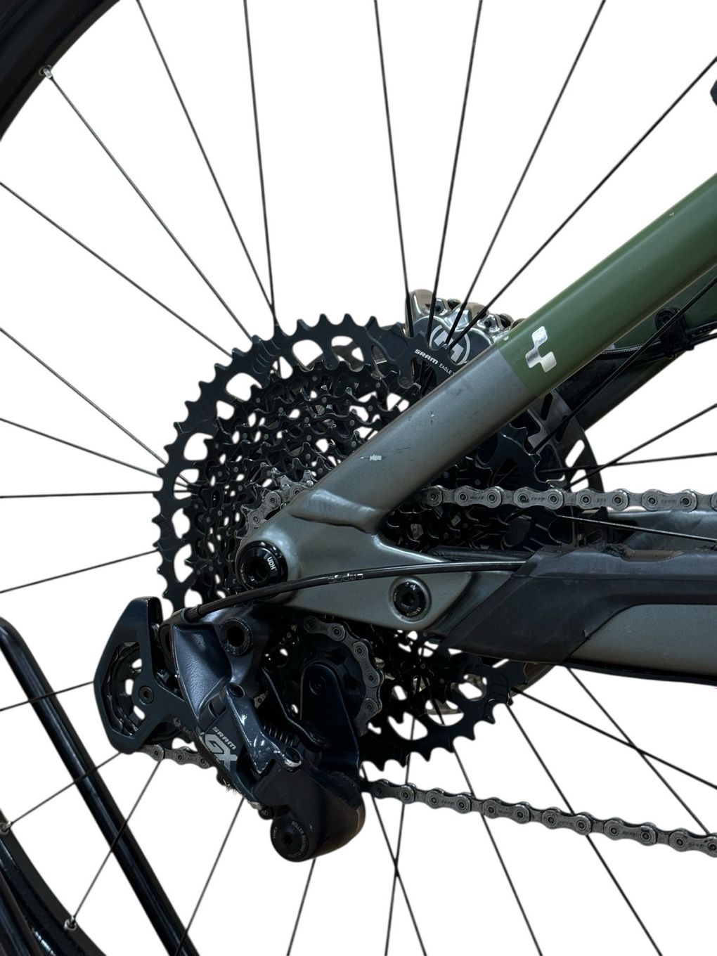 produit reconditionné . Cube Stereo Hybrid 140 HPC TM 750 Sram GX 2024 . VTT électrique . Cube . très bon état